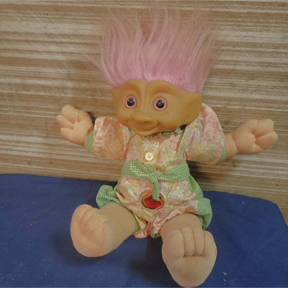 1991 Ace Novelty‎ Treasure Troll Doll Pink Hair Wishstone Floral Romper